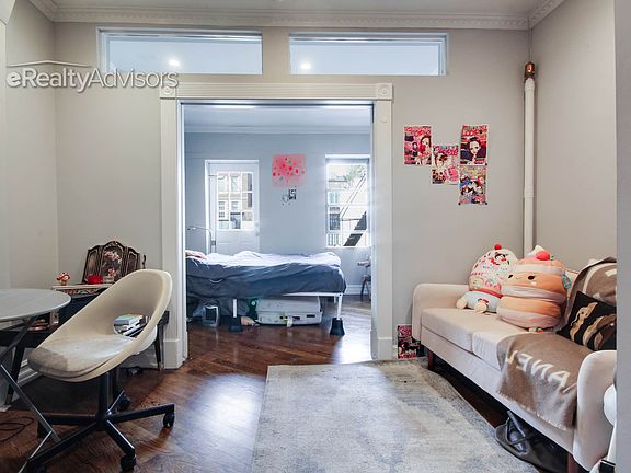 3rd image of 297 E 10th St #4R