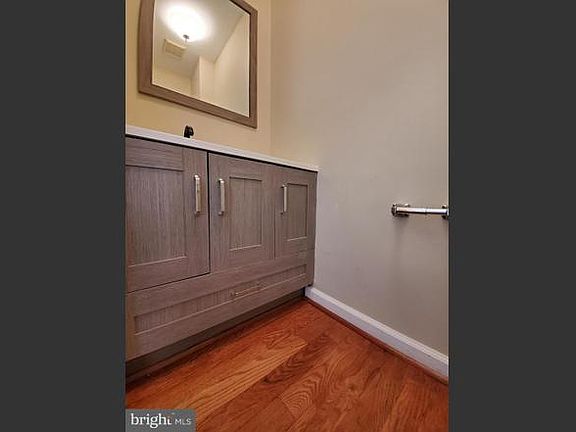 4th image of 4673 Forestdale Dr