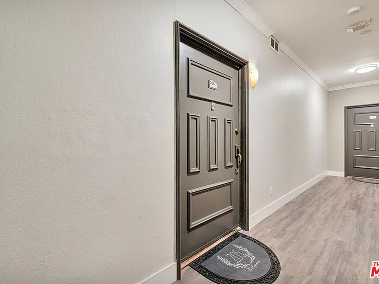 1727 S Bentley Ave #209 — Photo 25
