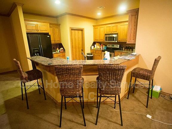 4th image of 1101 Golden Leaf Dr