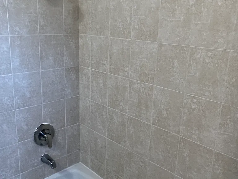 3719 Clarington Ave #18 — Photo 14