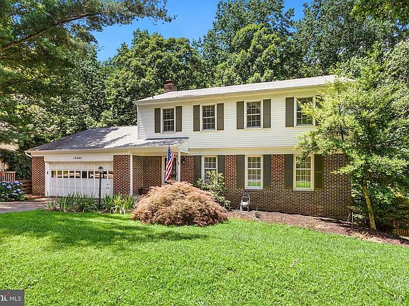 4th image of 15992 Cove Ln