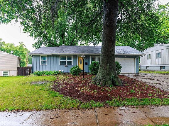 2nd image of 116 SE 40th St