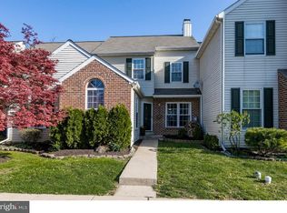 42 Village Dr, Schwenksville, PA 19473