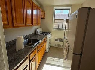 88-35 164th St #4CN, Jamaica, NY 11432