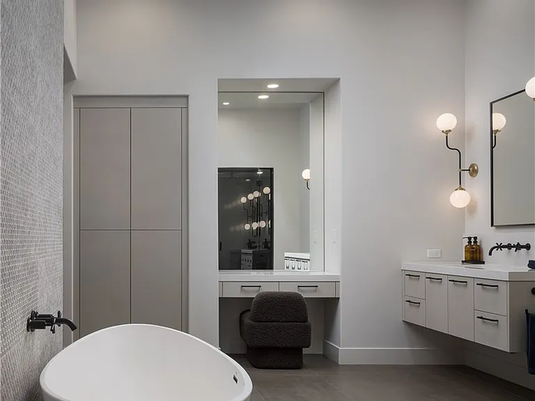 692 Scenic Cliff Dr — Photo 12