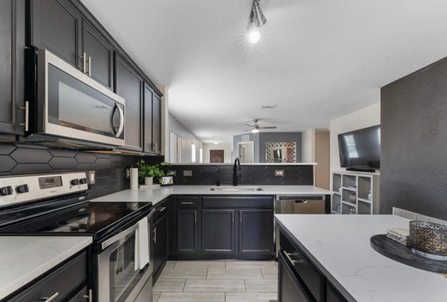 3 bed, 1513 sqft, $1,850 — Photo 3