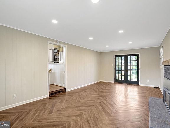5th image of 8206 Ackley St