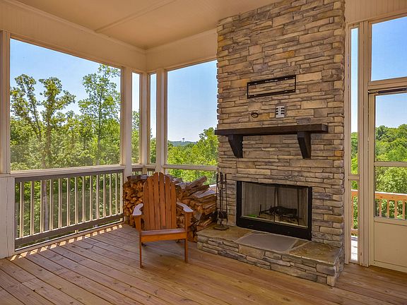 Screened Porch