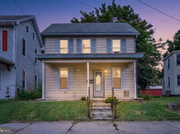 532 N State St, Ephrata, PA 17522
