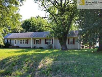 8602 Woodland Ave, Kansas City, MO, 64131