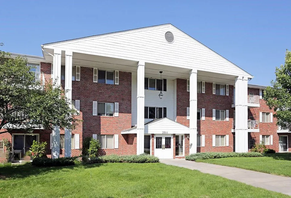 Colonial Heights