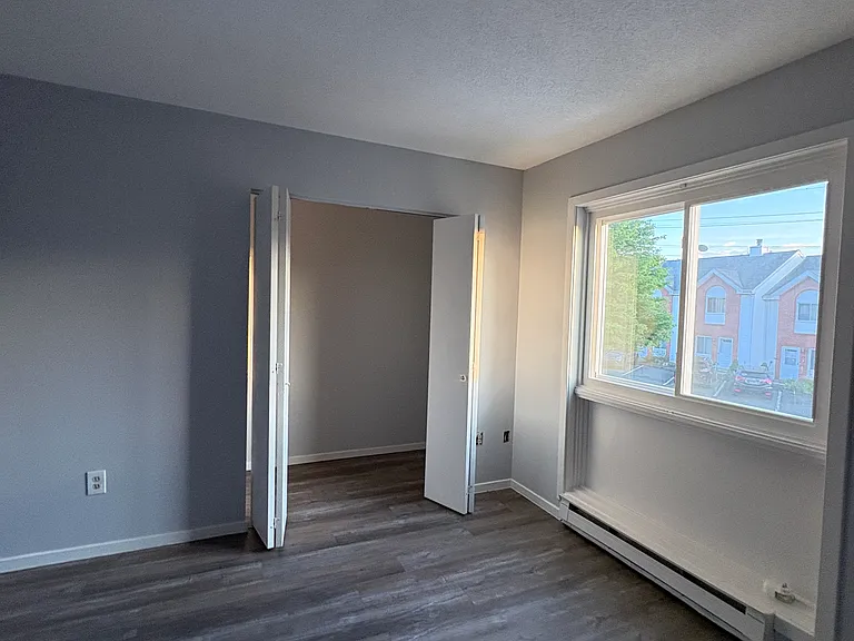 585 Park Rd #7-2 — Photo 15