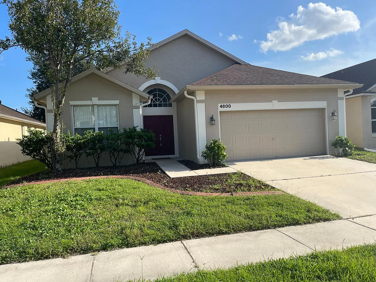 Building Photo - 4600 Chalfont Dr