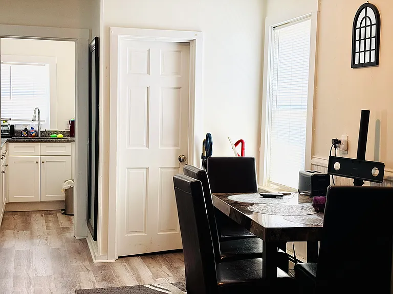 579 Bay St #2 — Photo 5