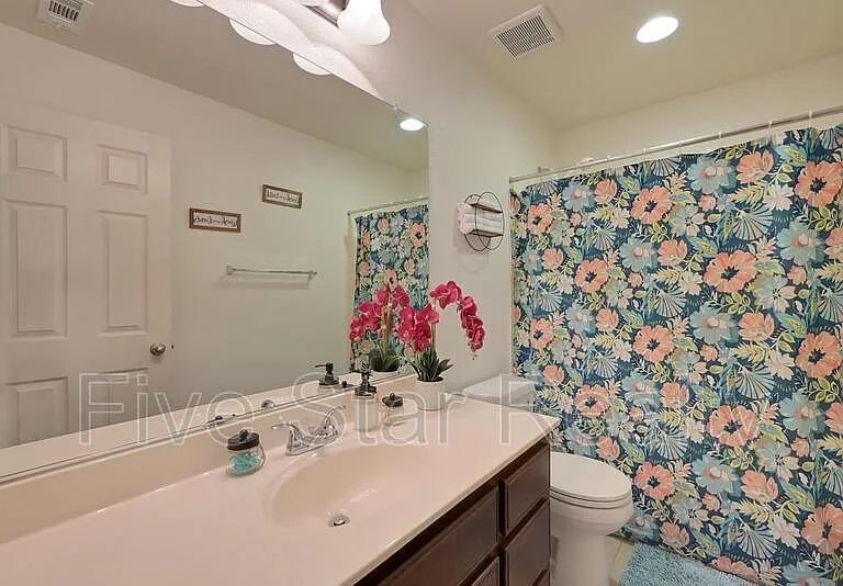 5609 Peach Tree Dr — Photo 20