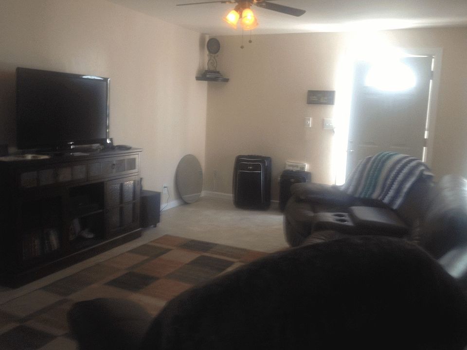 2nd image of 12085 N Meridian Rd