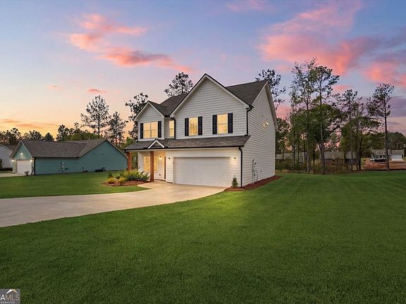 3rd image of 32 Joseph Ln