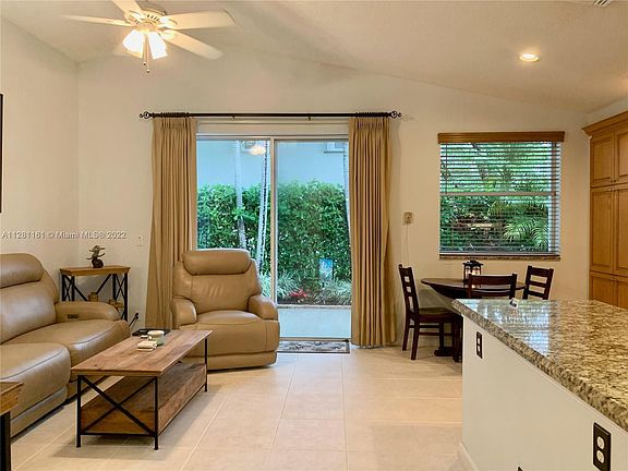 5th image of 5115 Heron Ct
