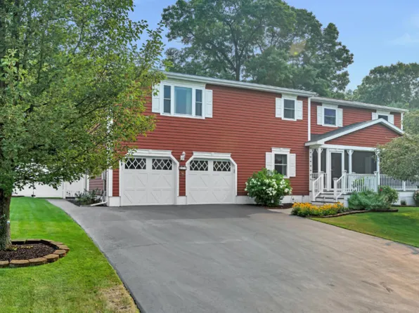 13 Baker Drive, Gansevoort, NY 12831