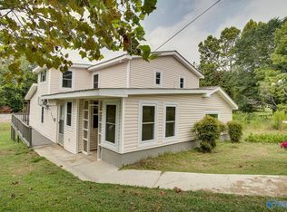 390 S Main St, Boaz, AL 35956