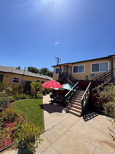 10557 Paramount Blvd Photo 1