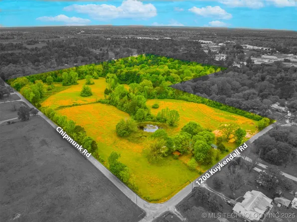 2008 Kuykendall Rd, Broken Bow, OK 74728