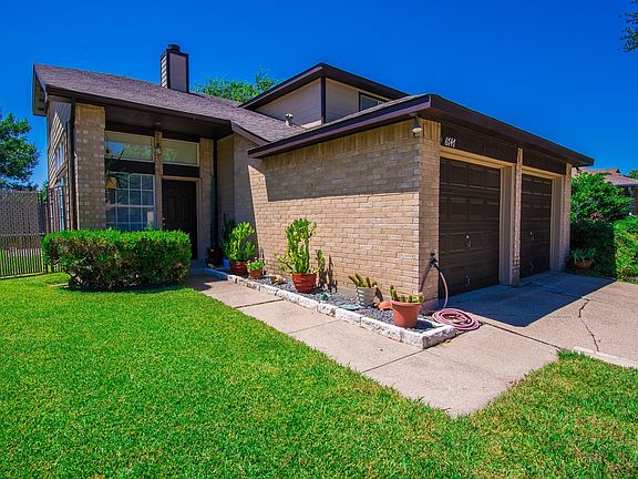 3rd image of 6747 Silver Sage Dr