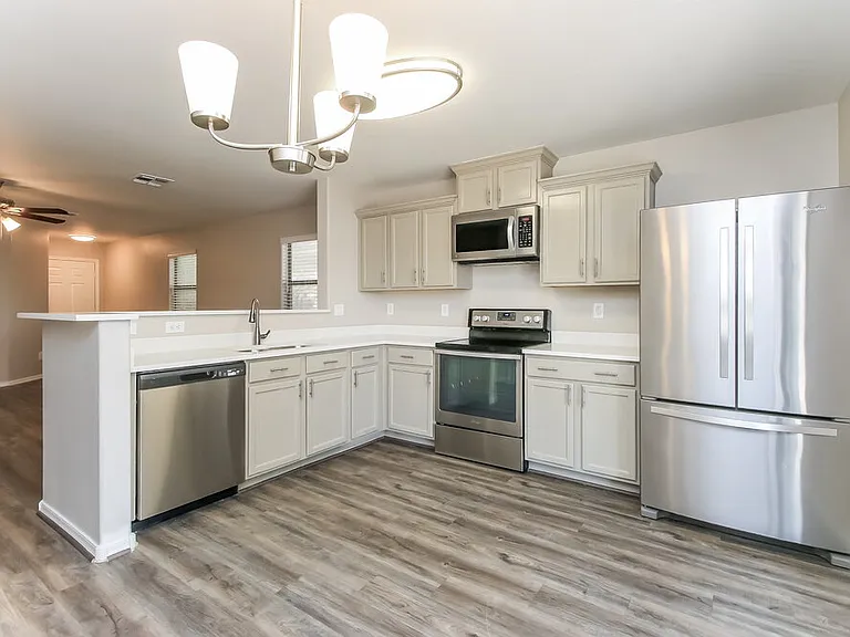 2443 E Meadow Mist Ln — Photo 7