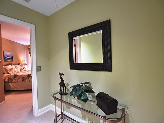 3rd image of 19 Lemoyne Ave APT 2