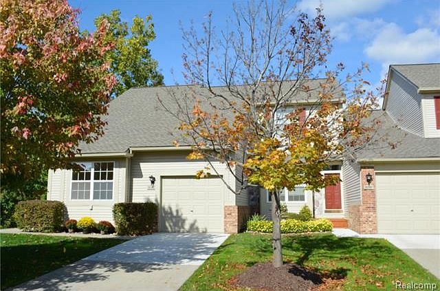 1st image of 31185 Livingston Dr #1