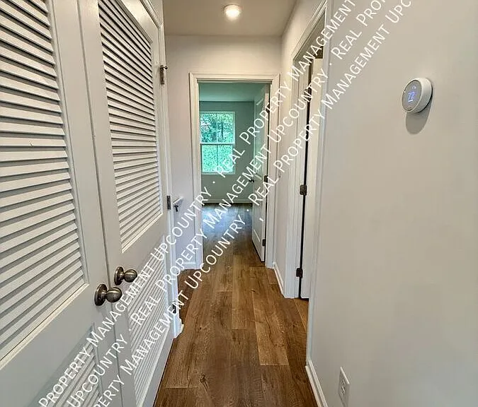 120 Fernside Ct — Photo 18