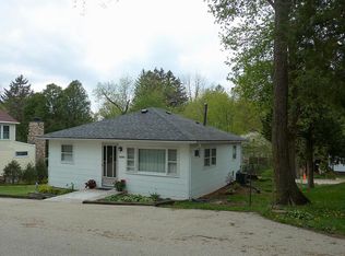 N1687 E Beach Dr, Lake Geneva, WI 53147