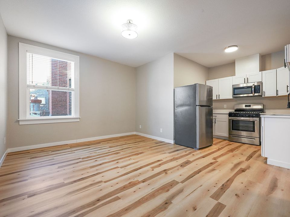 1st image of 3433-3451 SE Belmont St #11