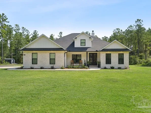 8992 Sage Forest Ln, Pace, FL 32571