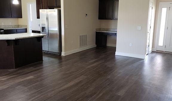 5th image of 5745 Blackhorse Cir