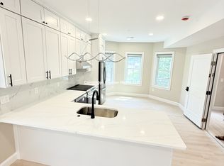 233 Highland Ave #2, Somerville, MA 02143