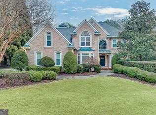 3323 Glen Devon Ln, Berkeley Lake, GA 30096