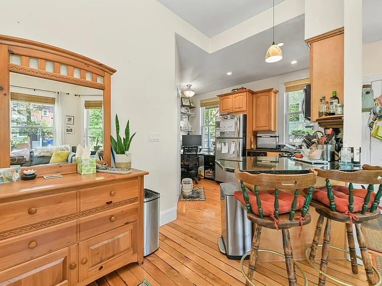 156 Sycamore St #2 — Photo 8