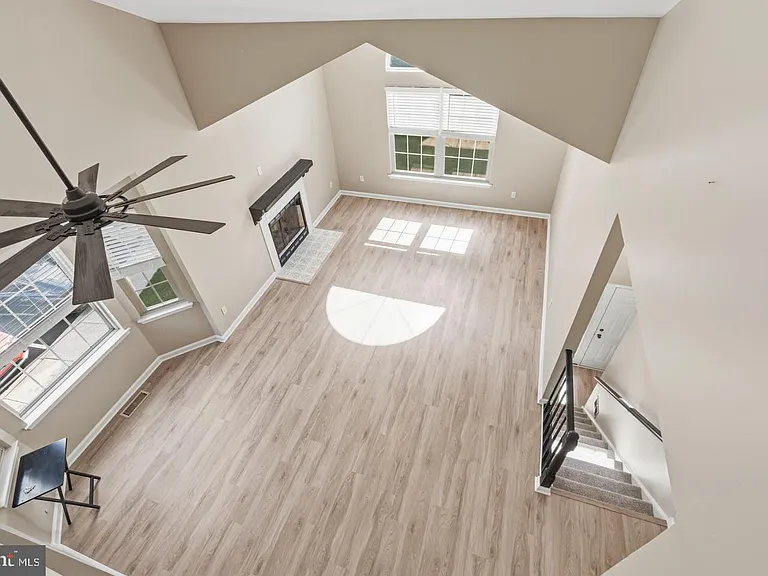 2104 Brookhaven Dr — Photo 16