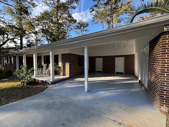 5th image of 1918 Sunset Ln