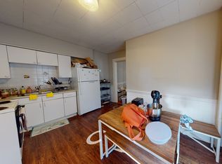 8 Forest St #2A, Cambridge, MA 02140