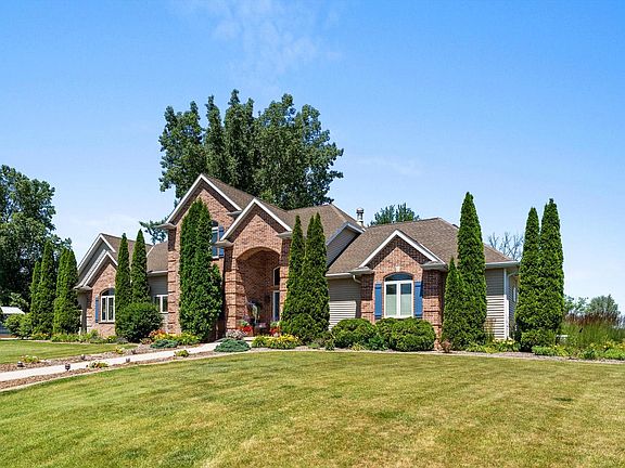 2nd image of 2855 Augusta WAY