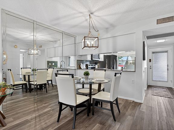4th image of 1202 Bahama Bend #H1