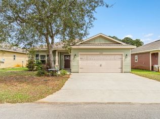 2140 Nina St, Navarre, FL 32566