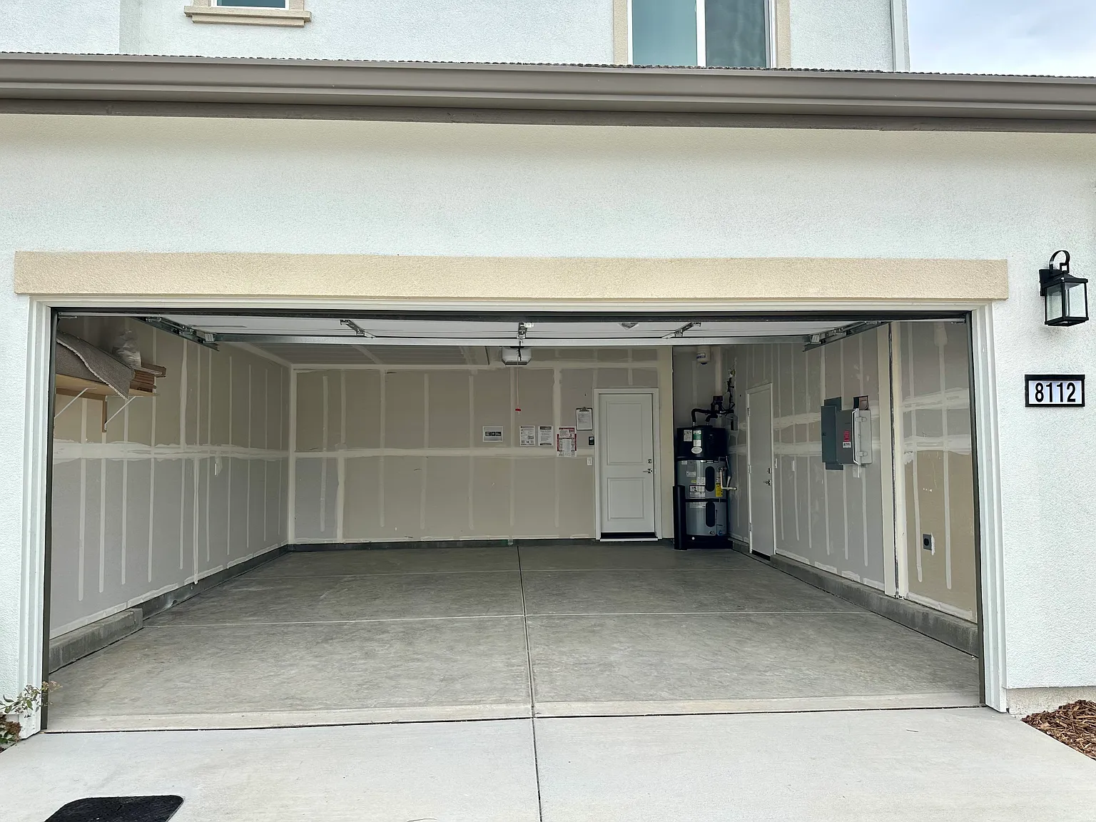 4 bed, 1994 sqft, $3,095 — Photo 3