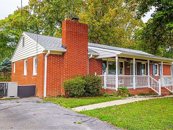 5th image of 4924 Laudeen Dr