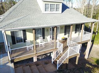 126 Rappa Run Rd, Topping, VA 23169