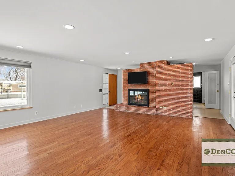 32 Hillside Dr — Photo 5