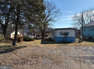 216 W Fairview Ave, Marietta, PA 17547